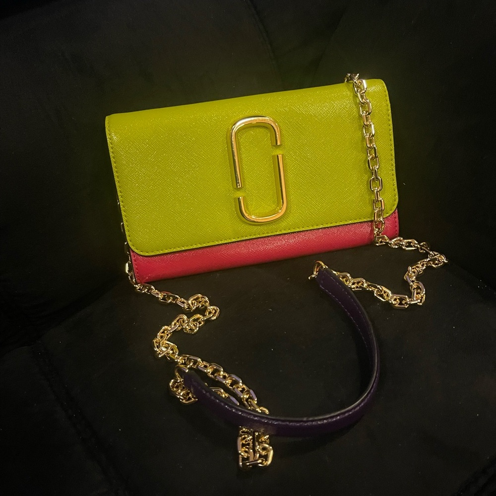 Marc Jacobs Crossbody Wallet